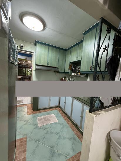 HDB Apartment for Sale, 170 Gangsa Road HDB Apartment For Sale, $700,000, 3 Bed 2 Bath 1,087 sqft $644.00 psf, SGD 700,000 | 99-year Leasehold