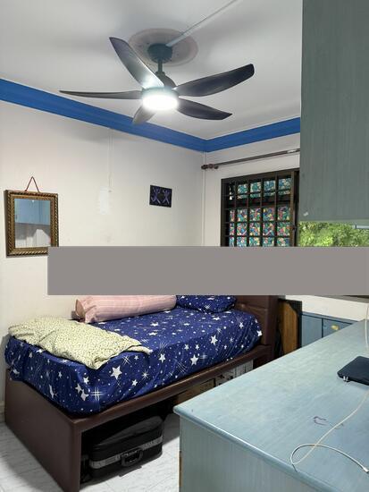 HDB Apartment for Sale, 170 Gangsa Road HDB Apartment For Sale, $700,000, 3 Bed 2 Bath 1,087 sqft $644.00 psf, SGD 700,000 | 99-year Leasehold