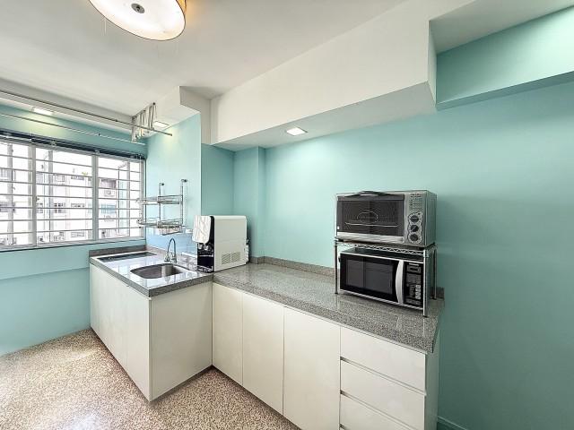 HDB Apartment for Sale, 814 Tampines Street 81 HDB Apartment For Sale, $510,000, 2 Bed 2 Bath 785 sqft $650.00 psf, SGD 510,000 | 99-year Leasehold