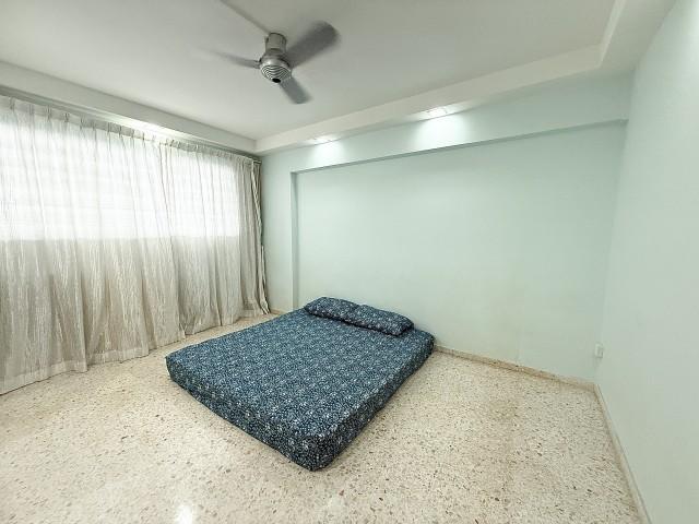 HDB Apartment for Sale, 814 Tampines Street 81 HDB Apartment For Sale, $510,000, 2 Bed 2 Bath 785 sqft $650.00 psf, SGD 510,000 | 99-year Leasehold