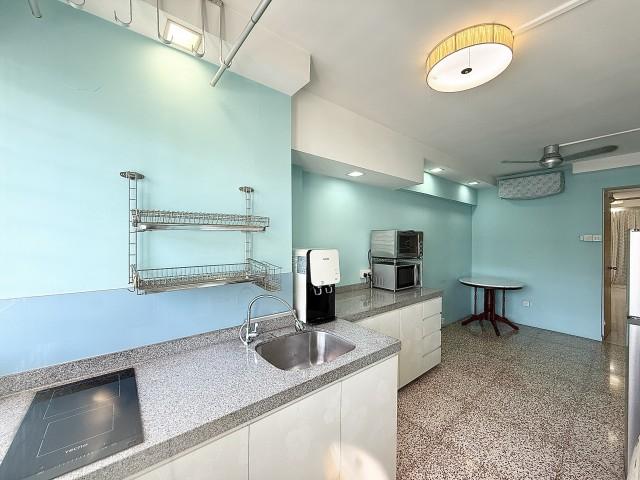 HDB Apartment for Sale, 814 Tampines Street 81 HDB Apartment For Sale, $510,000, 2 Bed 2 Bath 785 sqft $650.00 psf, SGD 510,000 | 99-year Leasehold
