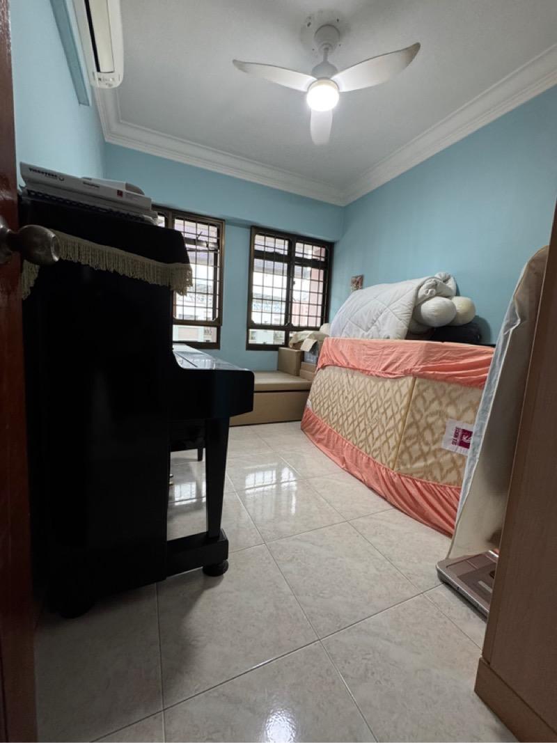 HDB Apartment for Sale, 624 Senja Road HDB Apartment For Sale, $699,999, 3 Bed 2 Bath 1,184 sqft $591.00 psf, SGD 699,999 | 99-year Leasehold