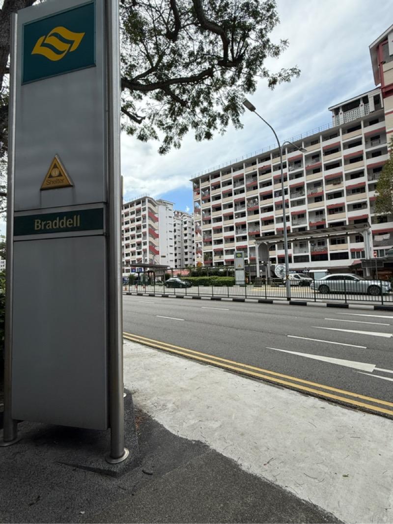 HDB Apartment for Sale, 116 Lorong 2 Toa Payoh HDB Apartment For Sale, $439,000, 2 Bed 1 Bath 678 sqft $647.00 psf, SGD 439,000 | 99-year Leasehold
