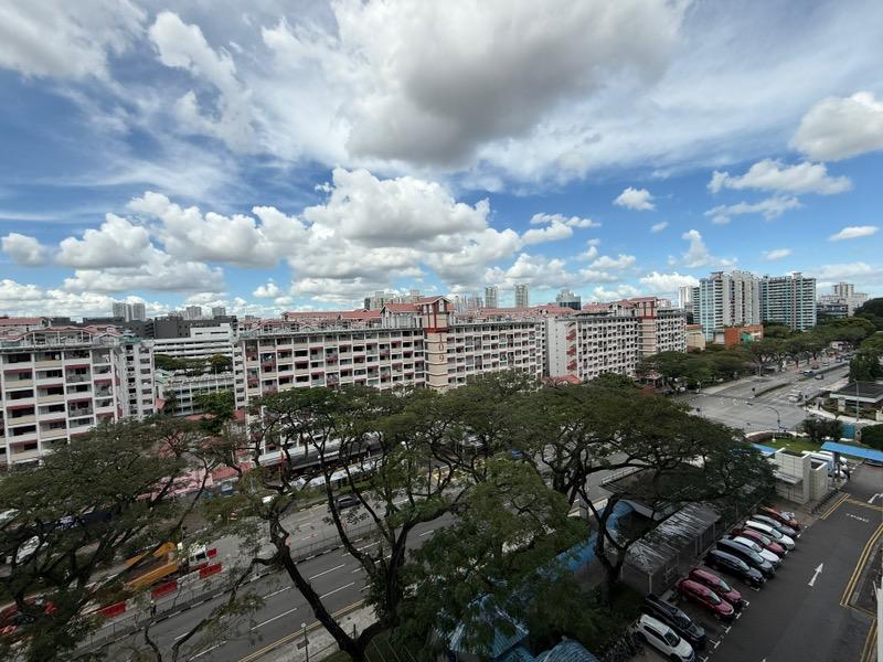 HDB Apartment for Sale, 116 Lorong 2 Toa Payoh HDB Apartment For Sale, $439,000, 2 Bed 1 Bath 678 sqft $647.00 psf, SGD 439,000 | 99-year Leasehold