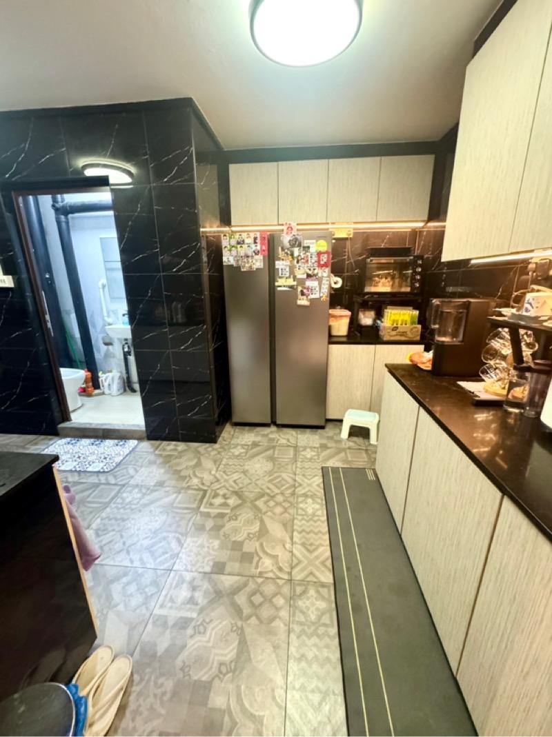 HDB Apartment for Sale, 539 Serangoon North Avenue 4 HDB Apartment For Sale, $999,999, 4 Bed 3 Bath 1,582 sqft $632.00 psf, SGD 999,999 | 99-year Leasehold