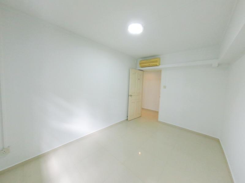 HDB Apartment for Sale, 109B Depot Road HDB Apartment For Sale, $768,888, 3 Bed 2 Bath 1,076 sqft $715.00 psf, SGD 768,888 | 99-year Leasehold