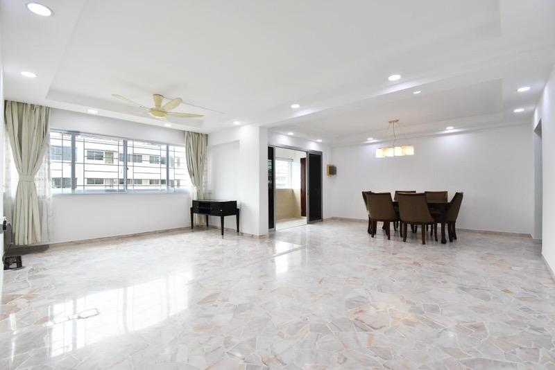Prop-GPT: HDB Apartment: D18  224 Simei Street 4