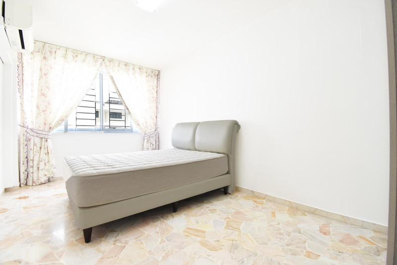 HDB Apartment for Sale, 224 Simei Street 4 HDB Apartment For Sale, $799,999, 3 Bed 2 Bath 1,313 sqft $609.00 psf, SGD 799,999 | 99-year Leasehold