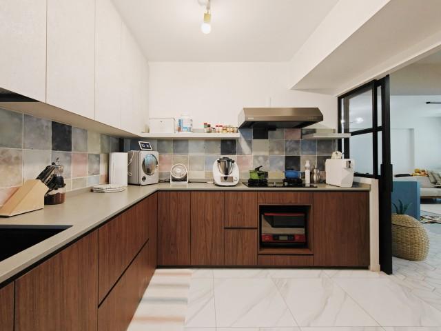 HDB Apartment for Sale, 609B Tampines North Drive 1 HDB Apartment For Sale, $748,000, 3 Bed 2 Bath 1,001 sqft $747.00 psf, SGD 748,000 | 99-year Leasehold