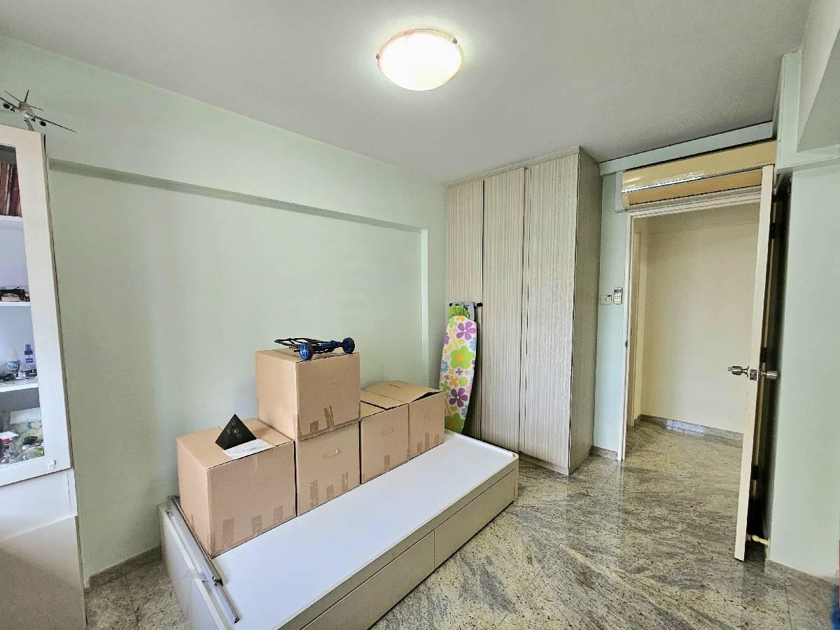 HDB Apartment for Sale, 589B Montreal Drive HDB Apartment For Sale, $615,000, 3 Bed 2 Bath 1,184 sqft $519.00 psf, SGD 615,000 | 99-year Leasehold