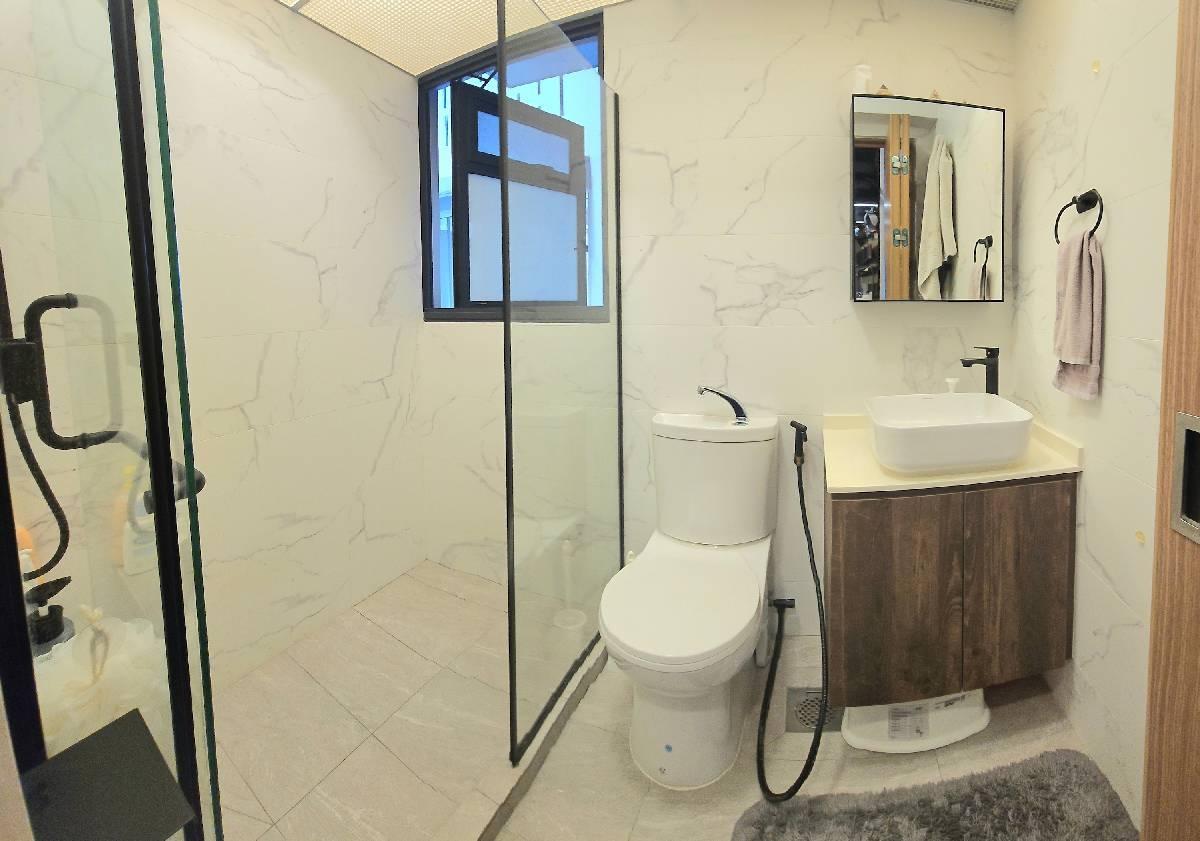 HDB Apartment for Sale, 118A Alkaff Crescent HDB Apartment For Sale, $800,000, 2 Bed 2 Bath 732 sqft $1,093.00 psf, SGD 800,000 | 99-year Leasehold