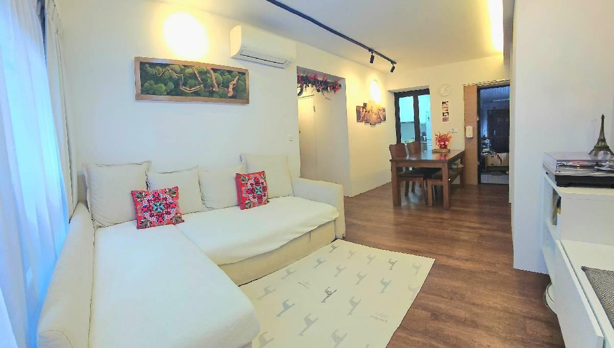 HDB Apartment for Sale, 118A Alkaff Crescent HDB Apartment For Sale, $800,000, 2 Bed 2 Bath 732 sqft $1,093.00 psf, SGD 800,000 | 99-year Leasehold