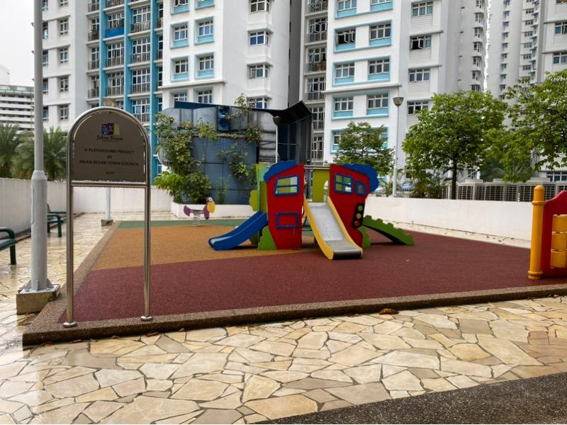 HDB Apartment for Sale, 2C UPPER BOON KENG ROAD HDB Apartment For Sale, $1,150,000, 3 Bed 2 Bath 1,184 sqft $971.00 psf, SGD 1,150,000