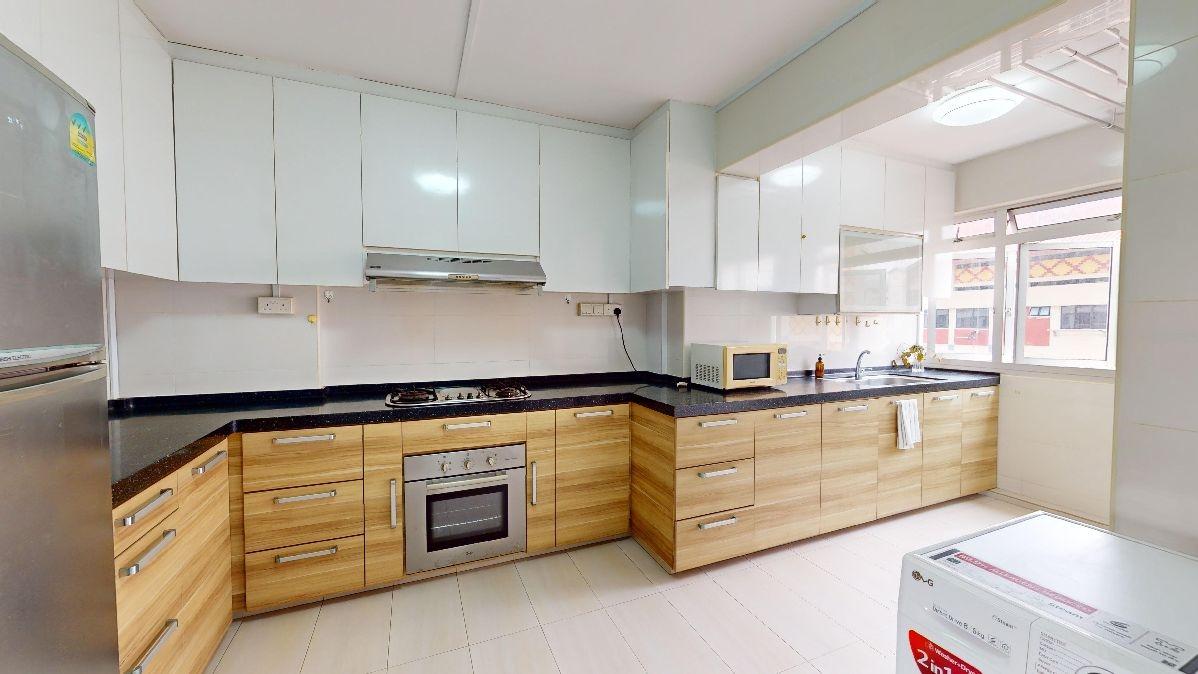 HDB Apartment for Sale, 224 Bishan Street 23 HDB Apartment For Sale, $1,600,000, 2 Bed 2 Bath 1,518 sqft $1,054.00 psf, SGD 1,600,000 | 99-year Leasehold