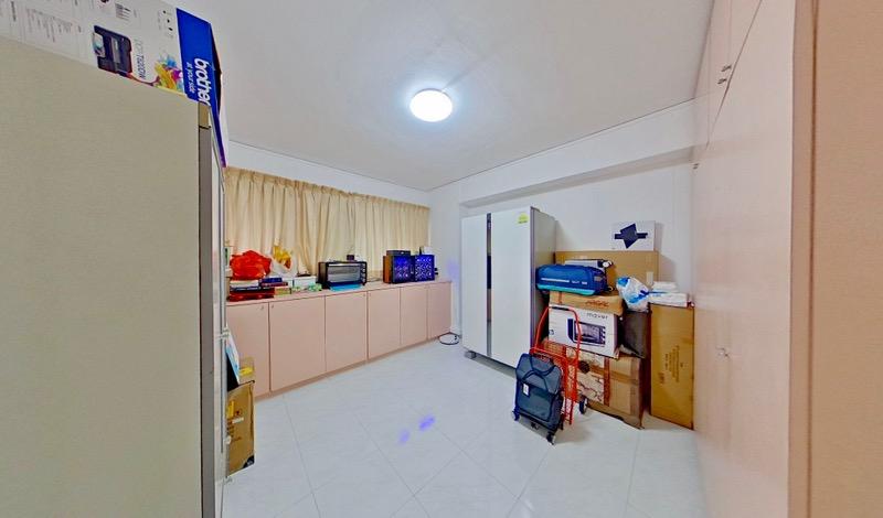 HDB Apartment for Sale, 45 Lorong 5 Toa Payoh HDB Apartment For Sale, $1,020,000, 4 Bed 2 Bath 1,463 sqft $697.00 psf, SGD 1,020,000 | 99-year Leasehold