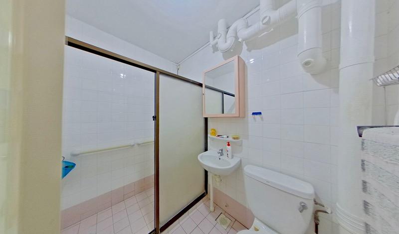 HDB Apartment for Sale, 45 Lorong 5 Toa Payoh HDB Apartment For Sale, $1,020,000, 4 Bed 2 Bath 1,463 sqft $697.00 psf, SGD 1,020,000 | 99-year Leasehold