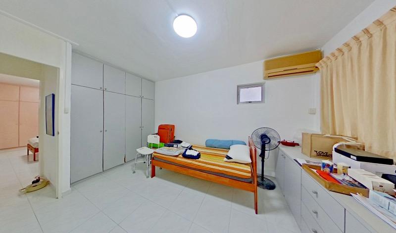 HDB Apartment for Sale, 45 Lorong 5 Toa Payoh HDB Apartment For Sale, $1,020,000, 4 Bed 2 Bath 1,463 sqft $697.00 psf, SGD 1,020,000 | 99-year Leasehold