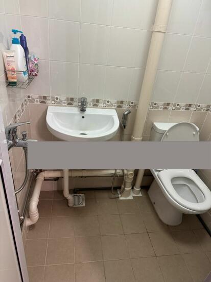 HDB Apartment for Sale, 119 Ang Mo Kio Avenue 3 HDB Apartment For Sale, $408,888, 2 Bed 2 Bath 721 sqft $567.00 psf, SGD 408,888 | 99-year Leasehold