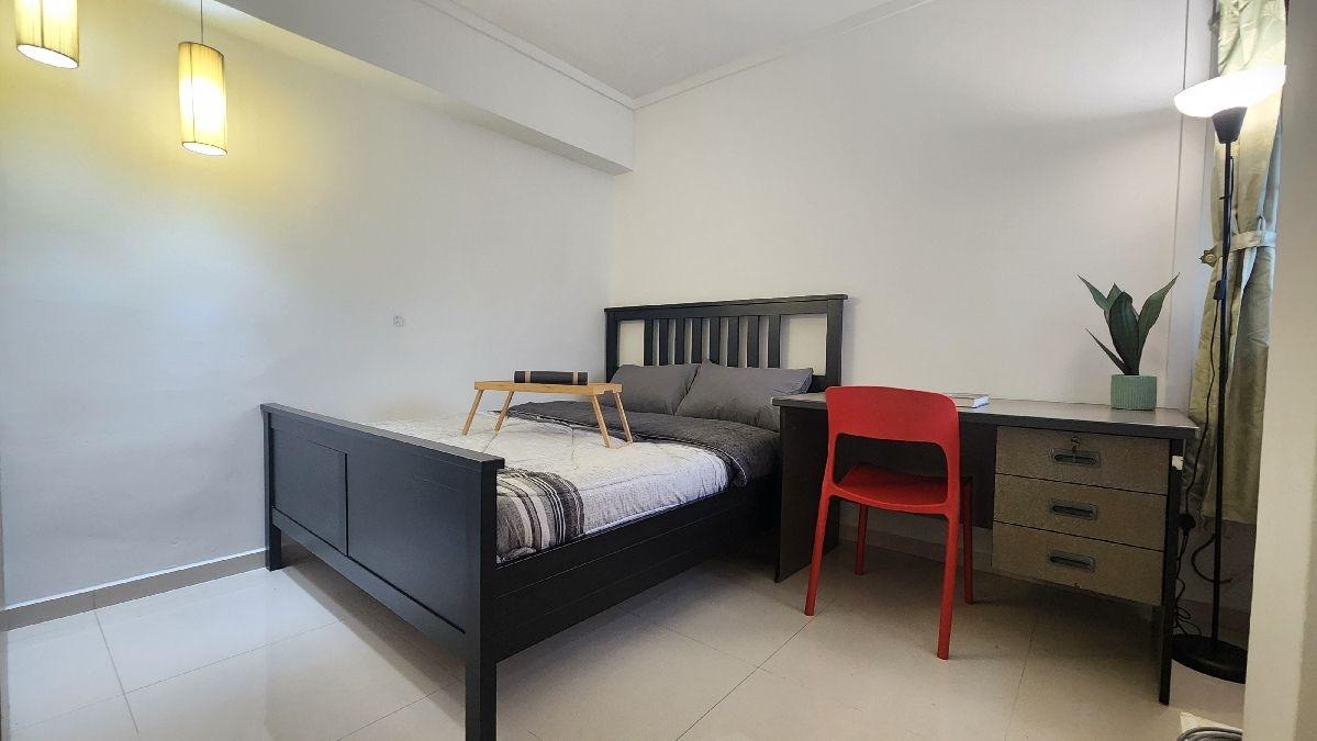 HDB Apartment for Sale, 168 Petir Road HDB Apartment For Sale, $795,000, 3 Bed 2 Bath 1,098 sqft $724.00 psf, SGD 795,000 | 99-year Leasehold