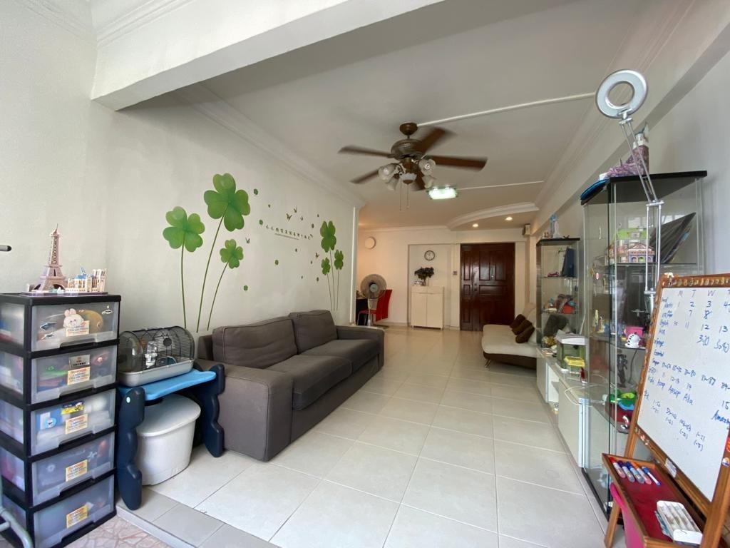 Prop-GPT: HDB Apartment: D27  419 Canberra Road