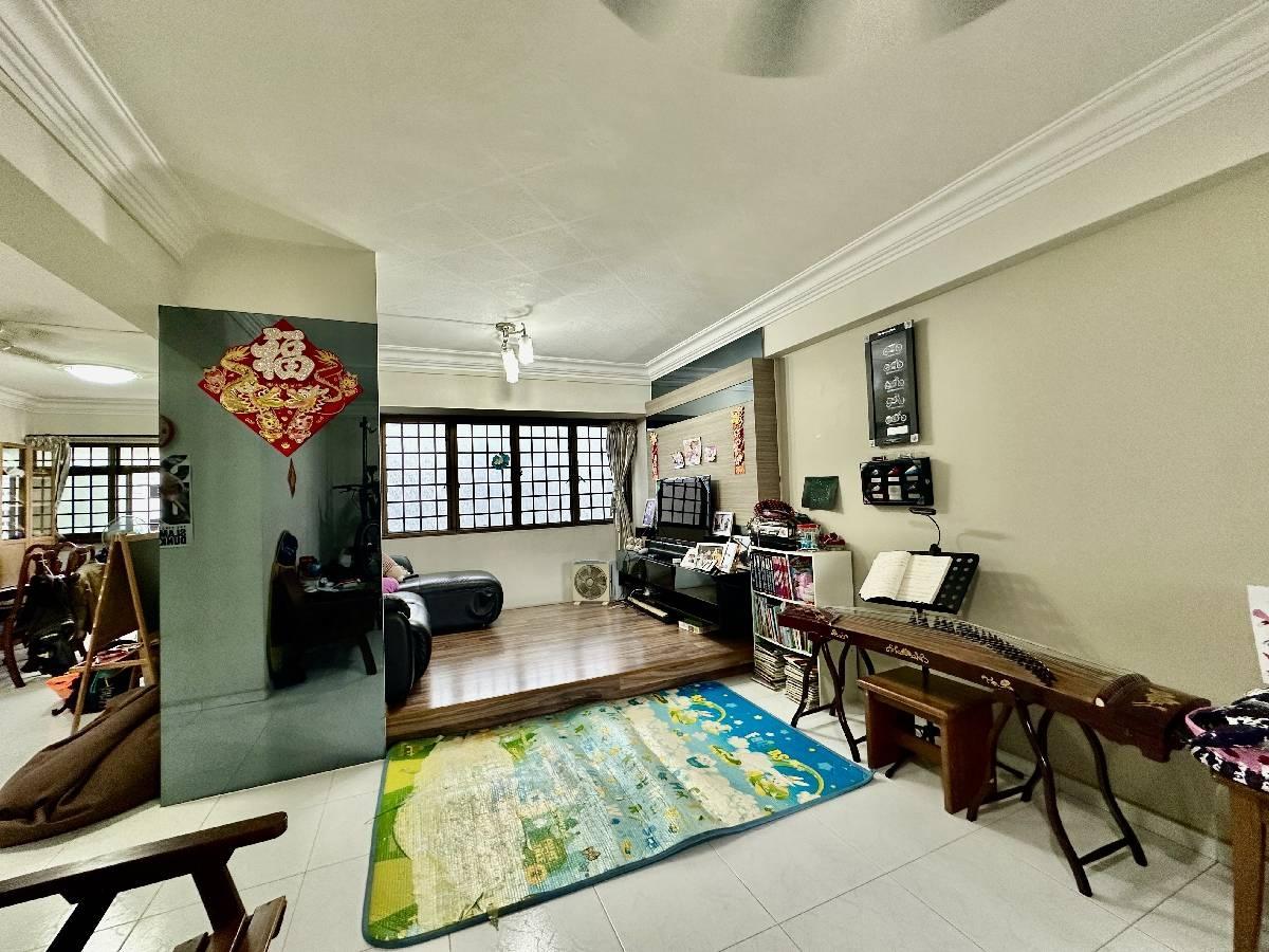 HDB Apartment for Sale, 701 Woodlands Drive 40 HDB Apartment For Sale, $668,000, 3 Bed 2 Bath 1,281 sqft $521.00 psf, SGD 668,000 | 99-year Leasehold