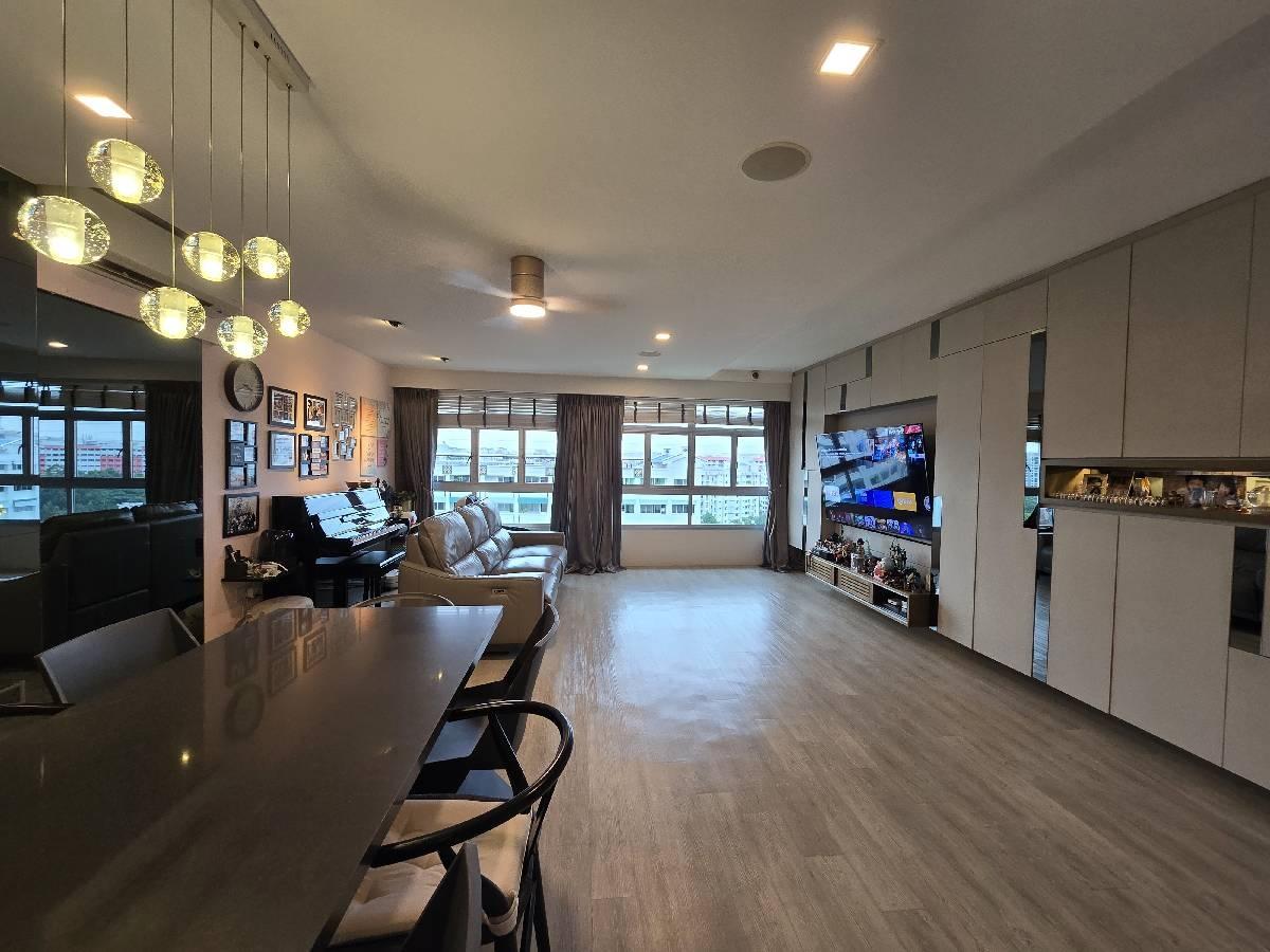 HDB Apartment for Sale, 426A Yishun Avenue 11 HDB Apartment For Sale, $850,000, 3 Bed 2 Bath 1,206 sqft $705.00 psf, SGD 850,000 | 99-year Leasehold