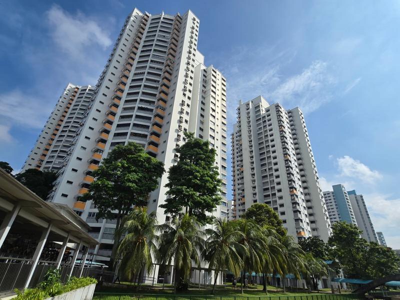 HDB Apartment for Sale, 604 Senja Road HDB Apartment For Sale, $920,000, 4 Bed 2 Bath 1,291 sqft $713.00 psf, SGD 920,000 | 99-year Leasehold