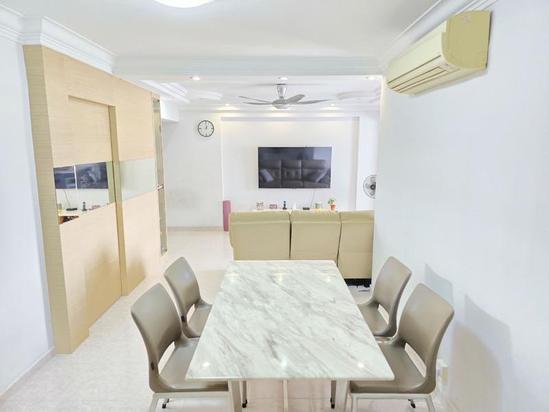 HDB Apartment for Sale, 604 Senja Road HDB Apartment For Sale, $920,000, 4 Bed 2 Bath 1,291 sqft $713.00 psf, SGD 920,000 | 99-year Leasehold