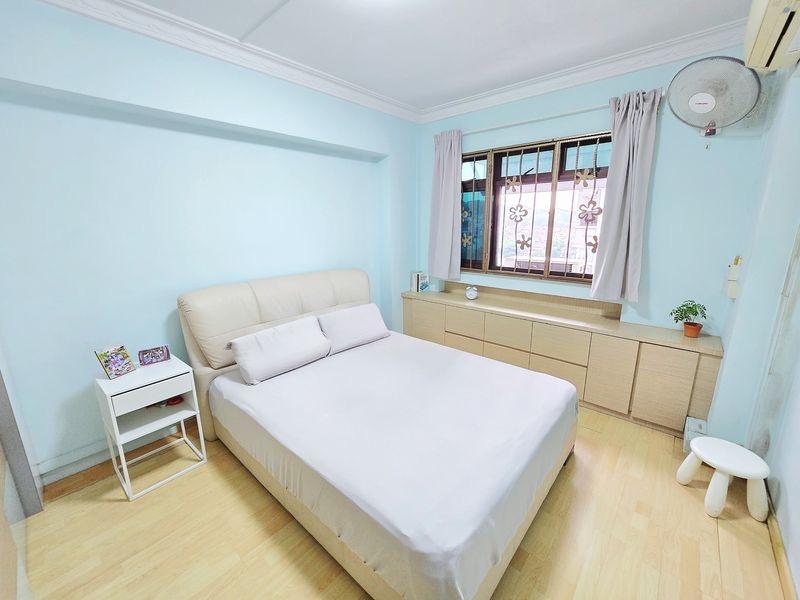 HDB Apartment for Sale, 604 Senja Road HDB Apartment For Sale, $920,000, 4 Bed 2 Bath 1,291 sqft $713.00 psf, SGD 920,000 | 99-year Leasehold