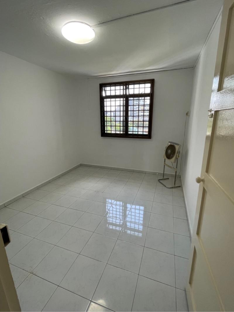 HDB Apartment for Sale, 19 Balam Road HDB Apartment For Sale, $350,000, 2 Bed 1 Bath 645 sqft $543.00 psf, SGD 350,000 | 99-year Leasehold