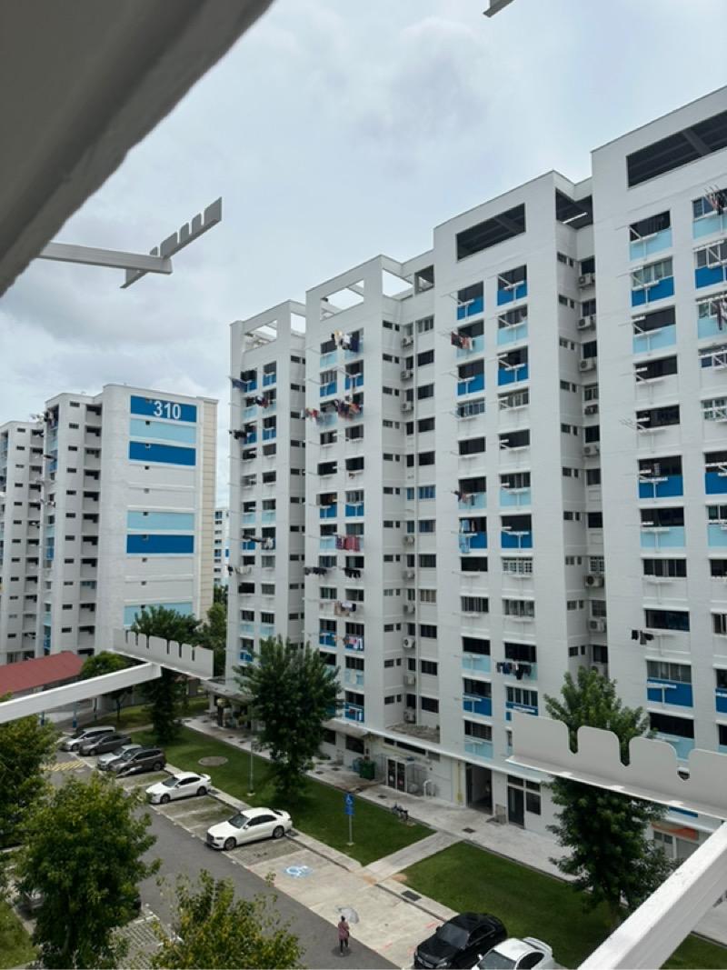 HDB Apartment for Sale, 307 Hougang Avenue 5 HDB Apartment For Sale, $450,000, 2 Bed 2 Bath 721 sqft $624.00 psf, SGD 450,000 | 99-year Leasehold