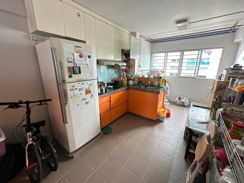 HDB Apartment for Sale, 307 Hougang Avenue 5 HDB Apartment For Sale, $450,000, 2 Bed 2 Bath 721 sqft $624.00 psf, SGD 450,000 | 99-year Leasehold