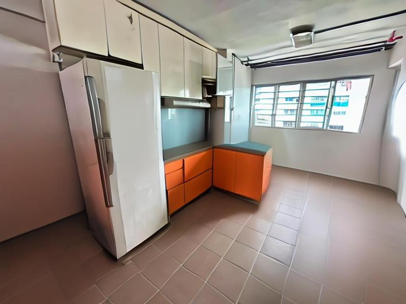 HDB Apartment for Sale, 307 Hougang Avenue 5 HDB Apartment For Sale, $450,000, 2 Bed 2 Bath 721 sqft $624.00 psf, SGD 450,000 | 99-year Leasehold