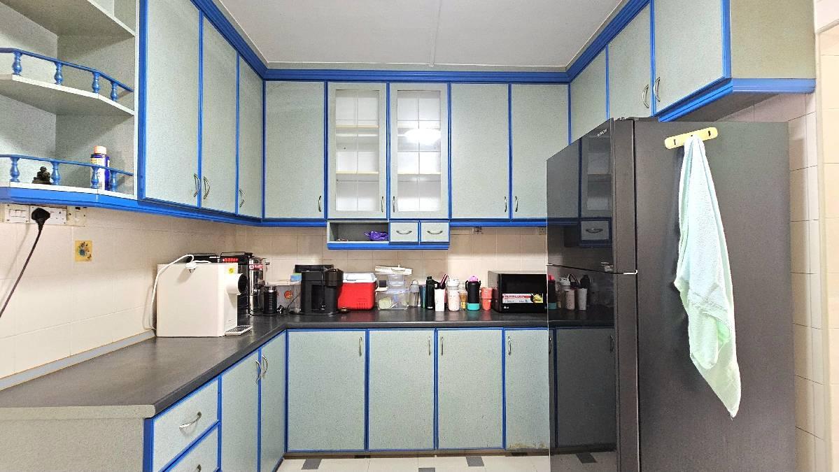 HDB Apartment for Sale, 742 Woodlands Circle HDB Apartment For Sale, $560,000, 3 Bed 2 Bath 1,098 sqft $510.00 psf, SGD 560,000 | 99-year Leasehold