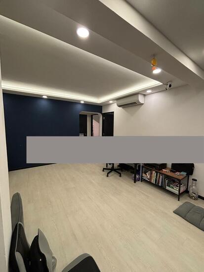 HDB Apartment for Sale, 880 Yishun Street 81 HDB Apartment For Sale, $720,000, 3 Bed 2 Bath 1,313 sqft $548.00 psf, SGD 720,000 | 99-year Leasehold