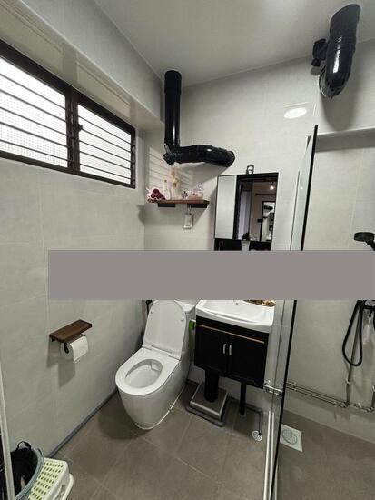 HDB Apartment for Sale, 880 Yishun Street 81 HDB Apartment For Sale, $720,000, 3 Bed 2 Bath 1,313 sqft $548.00 psf, SGD 720,000 | 99-year Leasehold