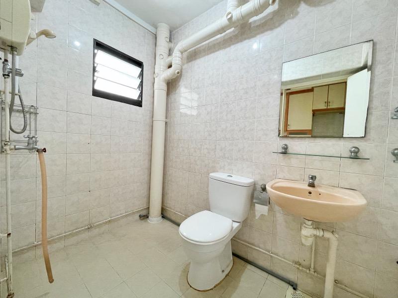 HDB Apartment for Sale, 470 Sembawang Drive HDB Apartment For Sale, $588,000, 3 Bed 2 Bath 1,184 sqft $497.00 psf, SGD 588,000 | 99-year Leasehold