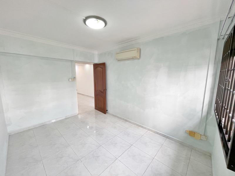 HDB Apartment for Sale, 470 Sembawang Drive HDB Apartment For Sale, $588,000, 3 Bed 2 Bath 1,184 sqft $497.00 psf, SGD 588,000 | 99-year Leasehold
