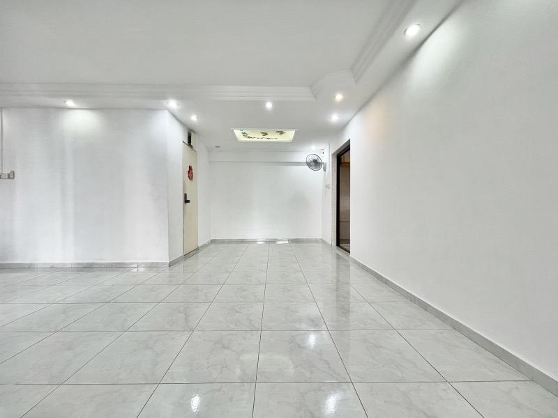 HDB Apartment for Sale, 470 Sembawang Drive HDB Apartment For Sale, $588,000, 3 Bed 2 Bath 1,184 sqft $497.00 psf, SGD 588,000 | 99-year Leasehold