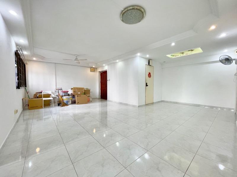 HDB Apartment for Sale, 470 Sembawang Drive HDB Apartment For Sale, $588,000, 3 Bed 2 Bath 1,184 sqft $497.00 psf, SGD 588,000 | 99-year Leasehold