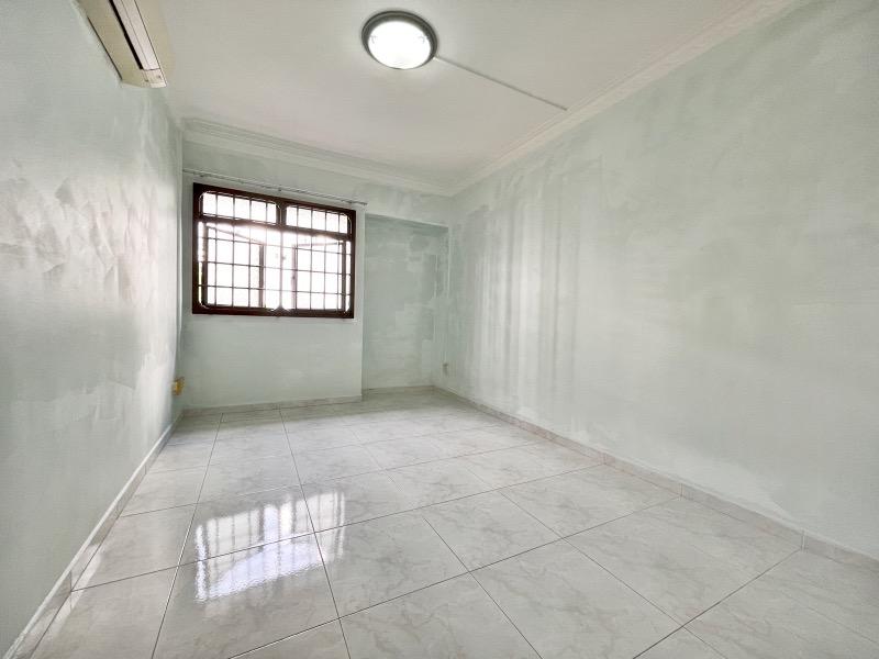 HDB Apartment for Sale, 470 Sembawang Drive HDB Apartment For Sale, $588,000, 3 Bed 2 Bath 1,184 sqft $497.00 psf, SGD 588,000 | 99-year Leasehold
