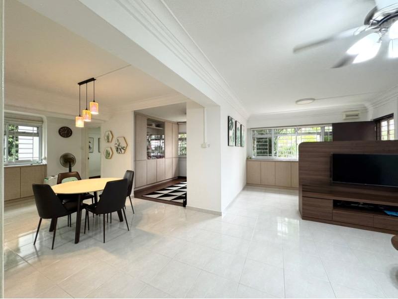HDB Apartment for Sale, 373 Tampines Street 34 HDB Apartment For Sale, $750,000, 4 Bed 2 Bath 1,334 sqft $562.00 psf, SGD 750,000 | 99-year Leasehold