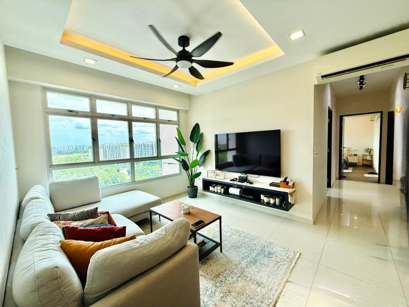 HDB Apartment for Sale, 526A Costa Ris HDB Apartment For Sale, $800,000, 3 Bed 2 Bath 1,001 sqft $799.00 psf, SGD 800,000 | 99-year Leasehold