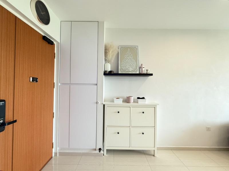 HDB Apartment for Sale, 526A Costa Ris HDB Apartment For Sale, $800,000, 3 Bed 2 Bath 1,001 sqft $799.00 psf, SGD 800,000 | 99-year Leasehold