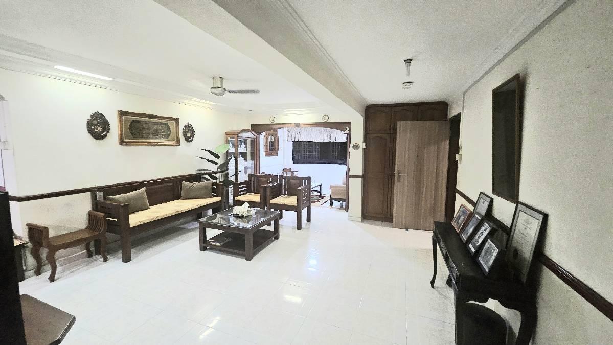 HDB Apartment for Sale, 25 Teban Gardens Road HDB Apartment For Sale, $538,888, 3 Bed 2 Bath 1,152 sqft $468.00 psf, SGD 538,888 | 99-year Leasehold