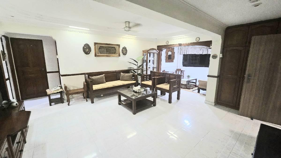 HDB Apartment for Sale, 25 Teban Gardens Road HDB Apartment For Sale, $538,888, 3 Bed 2 Bath 1,152 sqft $468.00 psf, SGD 538,888 | 99-year Leasehold