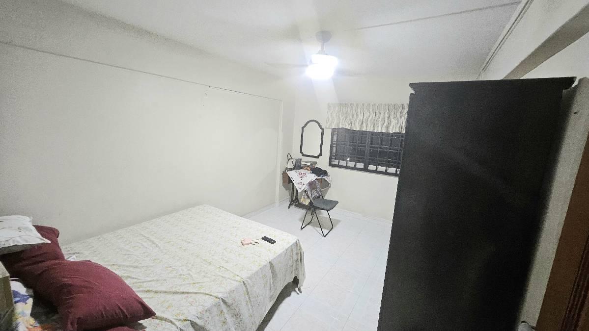 HDB Apartment for Sale, 25 Teban Gardens Road HDB Apartment For Sale, $538,888, 3 Bed 2 Bath 1,152 sqft $468.00 psf, SGD 538,888 | 99-year Leasehold