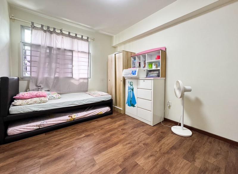 HDB Apartment for Sale, 803C Keat Hong Close HDB Apartment For Sale, $738,000, 3 Bed 2 Bath 1,216 sqft $607.00 psf, SGD 738,000 | 99-year Leasehold