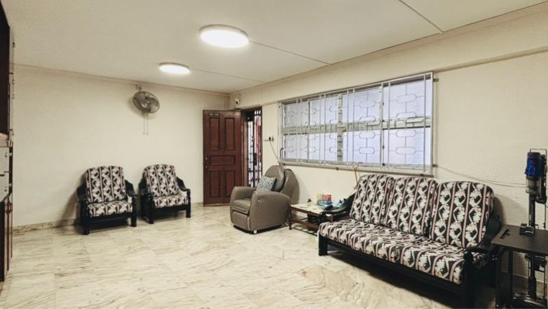 HDB Apartment for Sale, 468 Jurong West Street 41 HDB Apartment For Sale, $530,000, 3 Bed 2 Bath 1,054 sqft $503.00 psf, SGD 530,000 | 99-year Leasehold