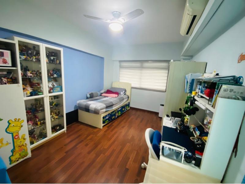 HDB Apartment for Sale. 